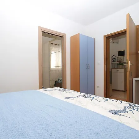Fuer 4 Personen Ca 50 Qm In Vinkuran, Istrien Istrische Riviera فينكوران