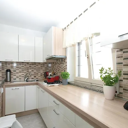 Fuer 4 Personen Ca 50 Qm In Vinkuran, Istrien Istrische Riviera بيت للعطل *